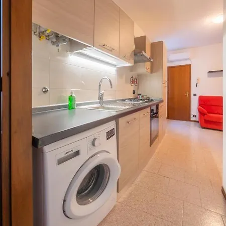 Apartment Casa Olga - Bilocale Con Terrazzo Zona Fiera *
