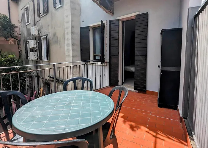 Casa Olga - Bilocale Con Terrazzo Zona Fiera